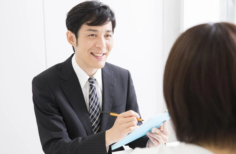 出張でお見積り | 神戸の買取ならULOCA 神戸支店